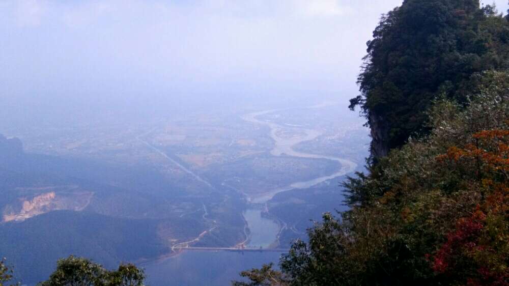 江油观雾山风光