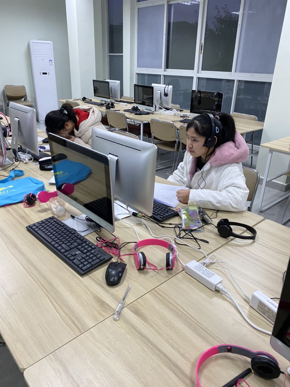 高三毕业哪里找兼职好