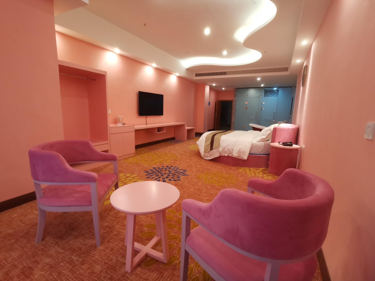 华丽丽豪酒店招聘部分岗位 - 江油集市